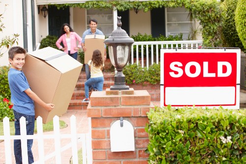 Efficient removal team handling household goods